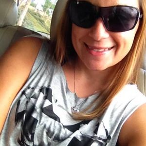 Meet your Posher, Candace